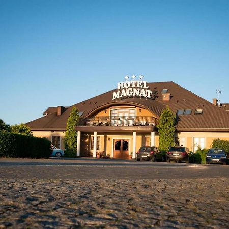 Hotel Magnat Słupca Eksteriør billede