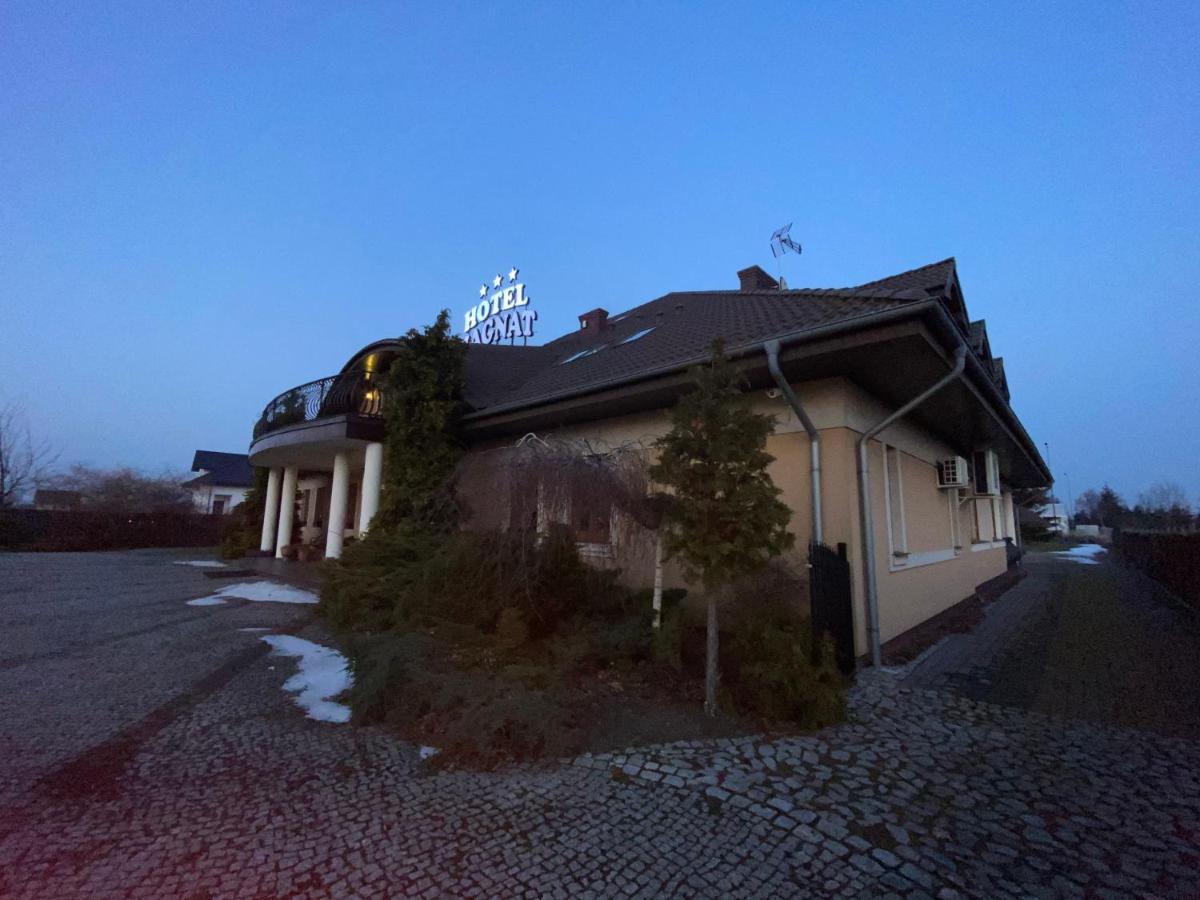 Hotel Magnat Słupca Eksteriør billede